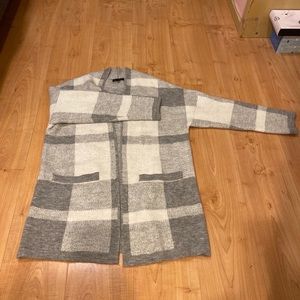 Banana republic yarn cardigan